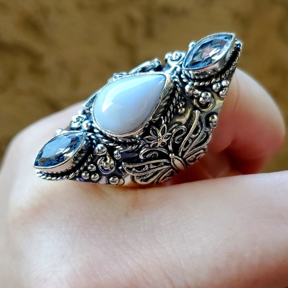 New Rainbow Moonstone & Tanzanite 925 Silver Butterfly Ring. - Picture 3 of 16